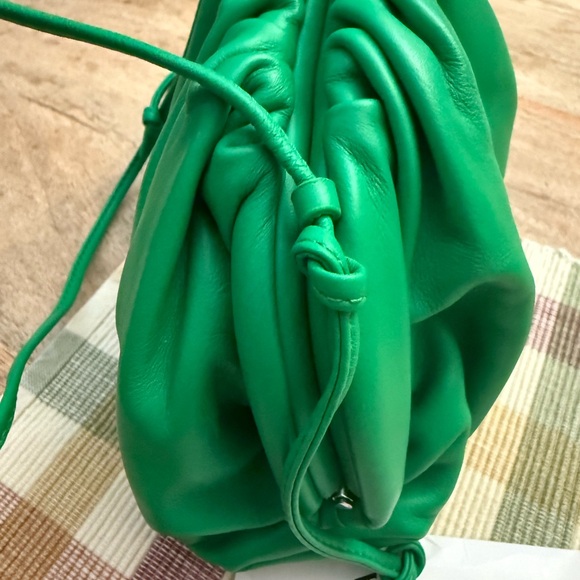 Green Leather Women's Bag - Picture 15 of 16